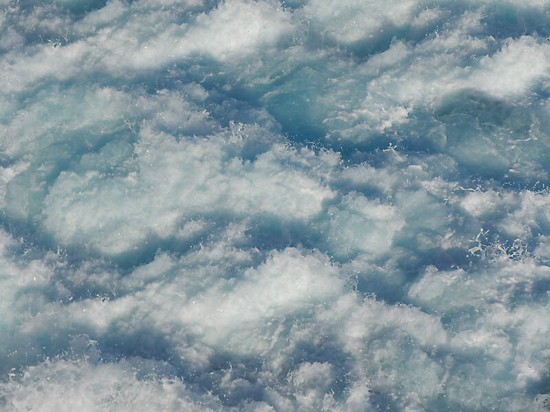 sea water foam 8