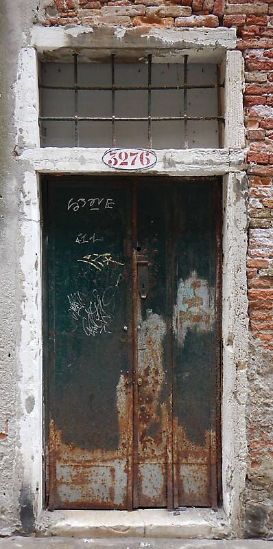 rusted metal door from venice 6
