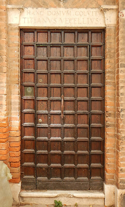 ornate wood door from venice 11