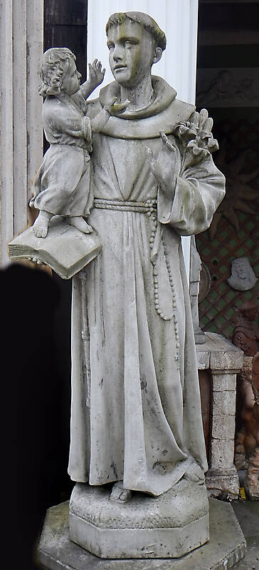 saint Anthony statue