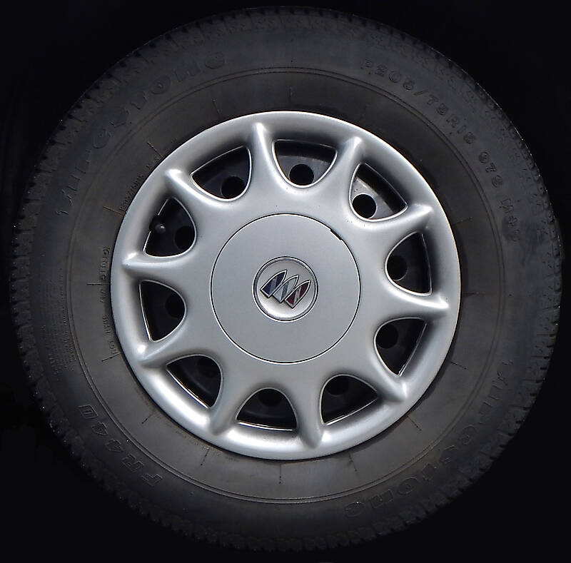 buick tire and rim
