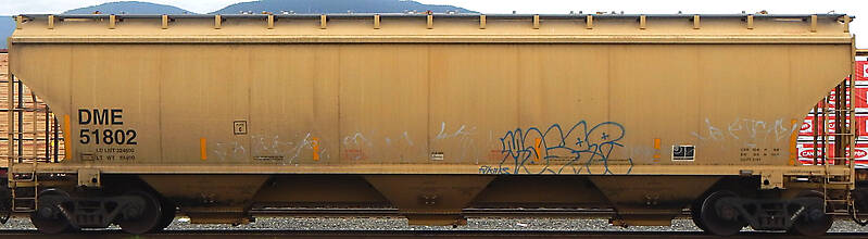 train wagon rusty 4