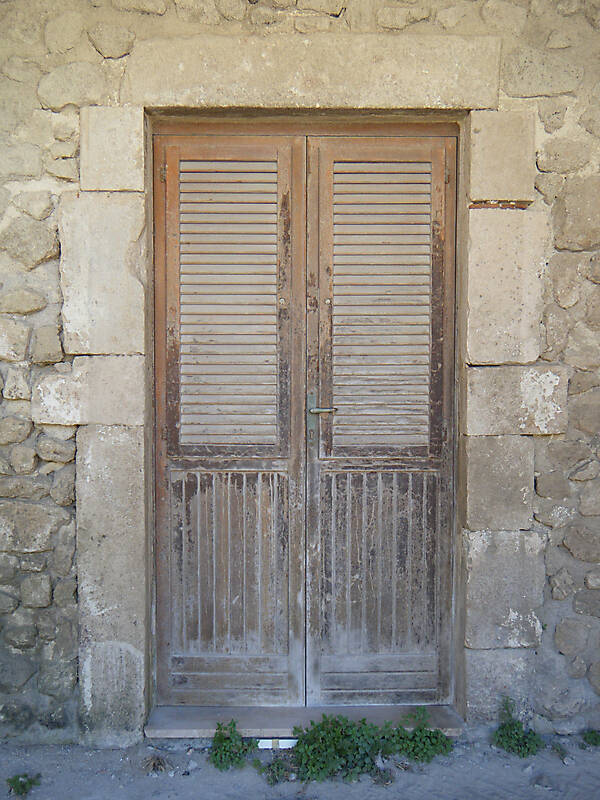 medieval old door9