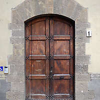 medieval_old_wood_door_3_20131002_1448802530