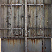 metal rusty cage grey paint 4