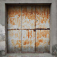 very_rusty_paint_garage_door_20130827_1925373822