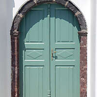aged_medieval_door_green_15_20130927_1169693071