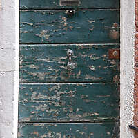 wooden door from venice 31