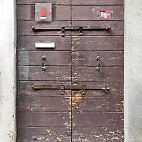 wooden_door_from_venice_4_20131018_2091960857