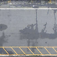 asphalt_wet_with_yellow_lines_20150320_1614400051