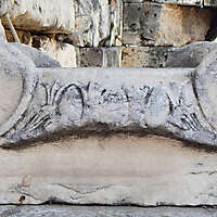 greek stone pillar capital 5