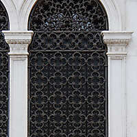 old window from venice 23