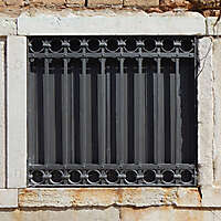old window from venice 28