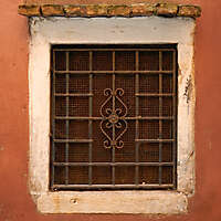 old window from venice 32