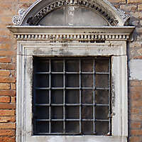 old window from venice 35