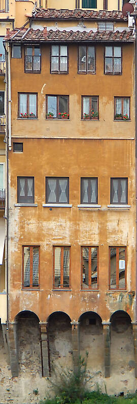 old florence building brown 20