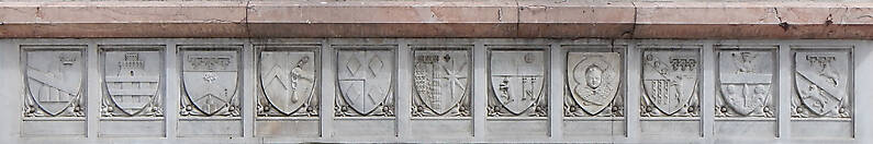 old stone emblem from florence 3