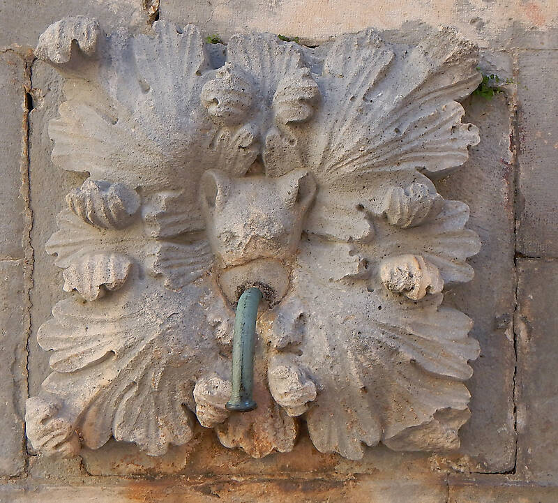 medieval fountain stone decoration 4