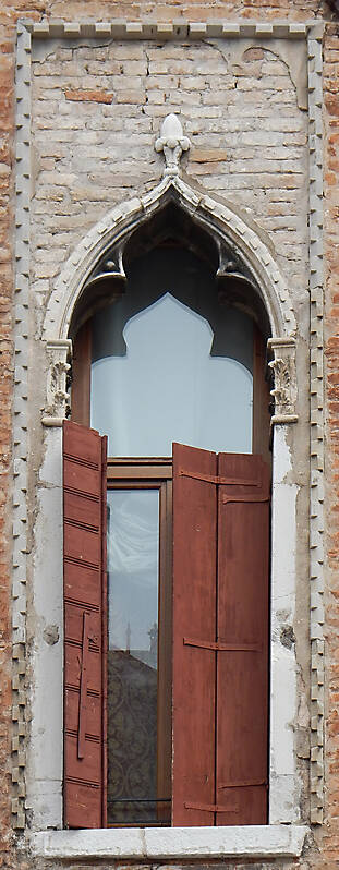 old window from venice 4