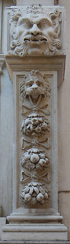 medieval stone ornament venice 27
