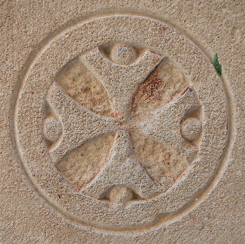stone cross ornament 70