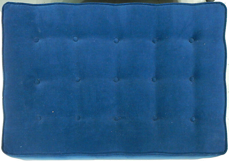couch backrest with buttons 9