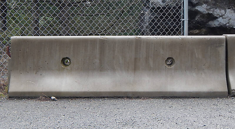 concrete barrier block