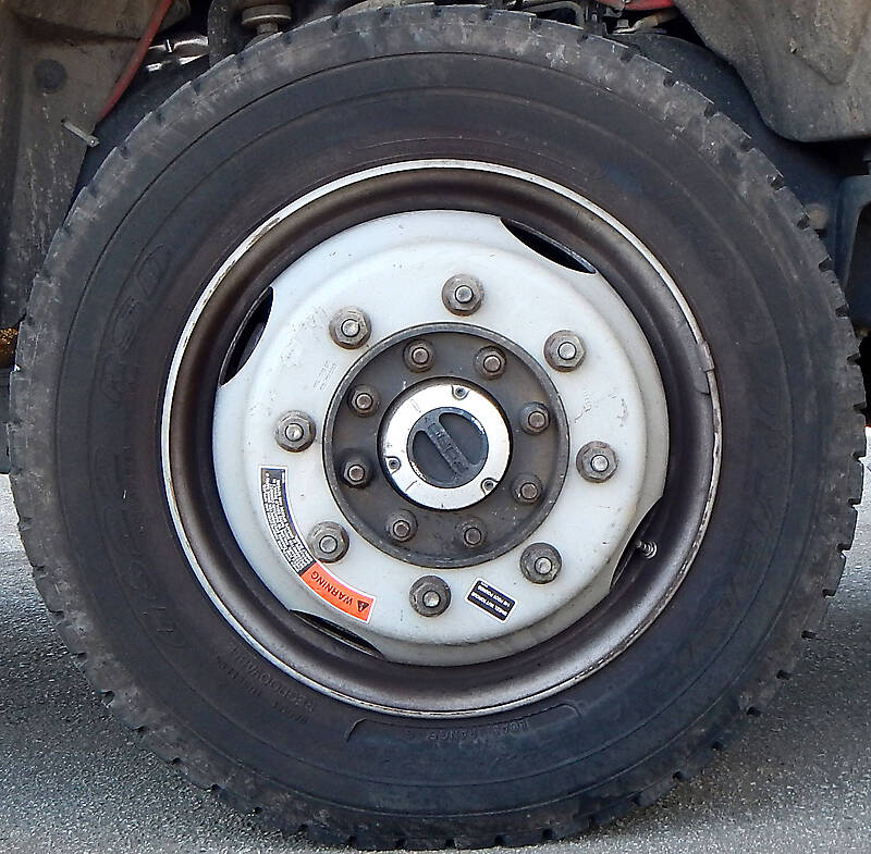 truck front wheel