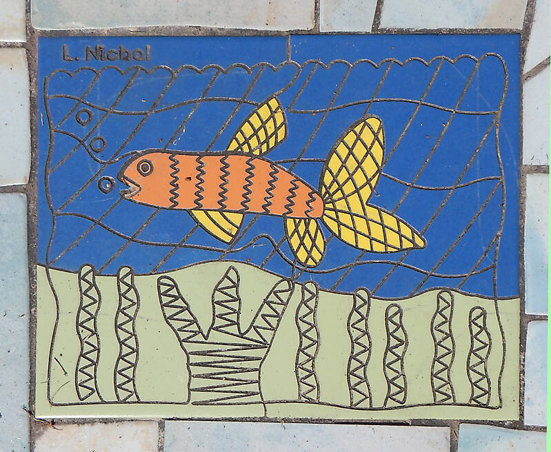 fish mosaic 11