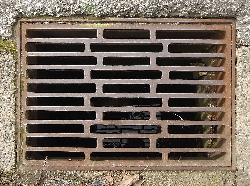 rectangular water manhole 1