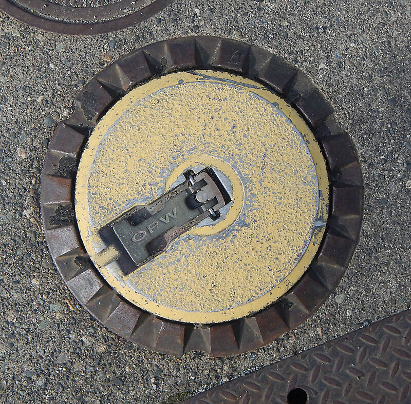 water manhole small 6