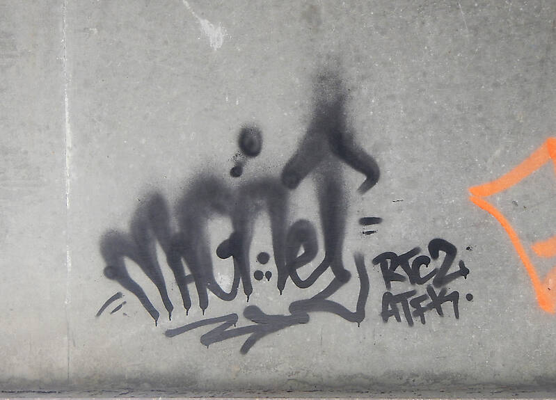 graffiti tag 13