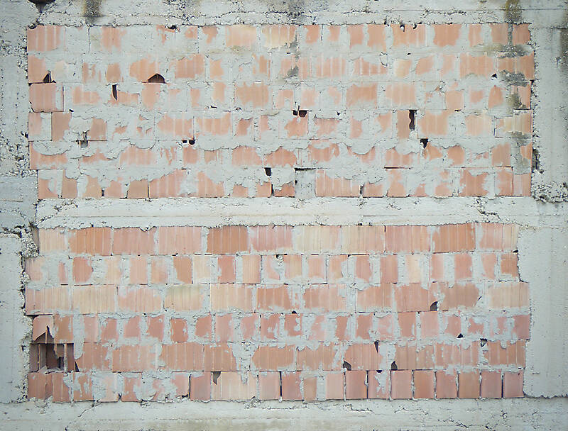 italian bricks old and broken dirt 6